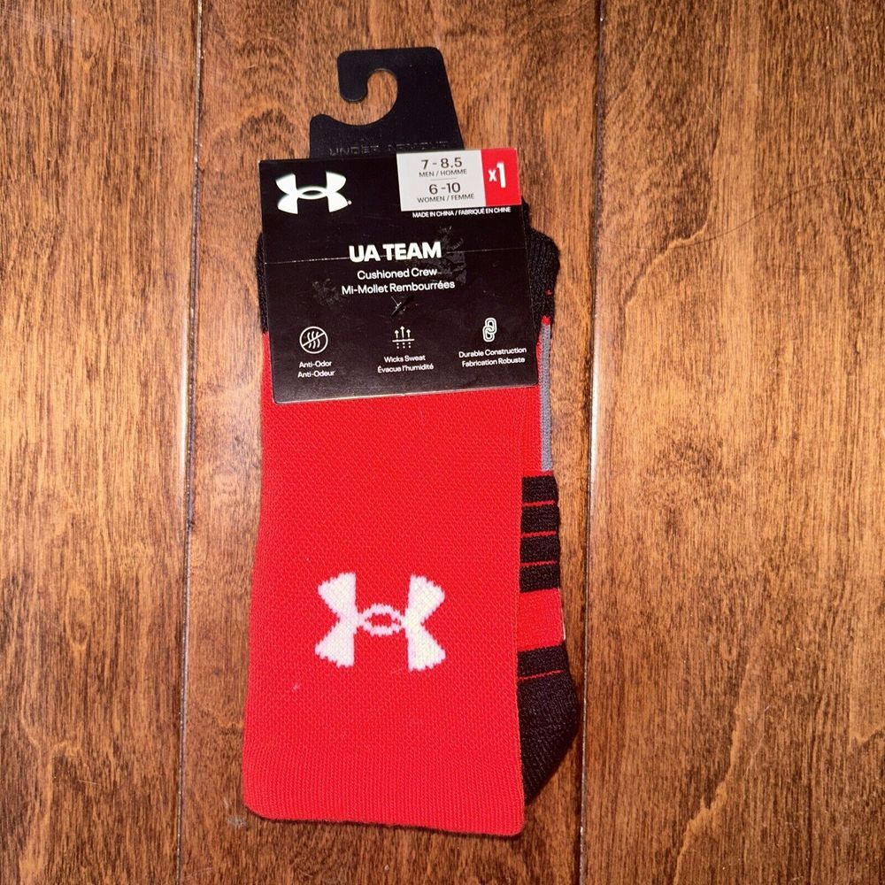 Under Armour Crew ‎ UA Team Cushioned Anti Odor Color Red size 7-8.5 Men, W 6-10